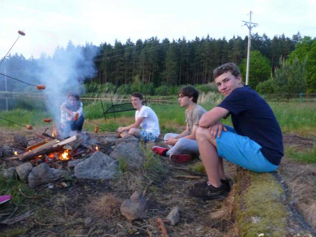 Pro čtvrťáky maturita, pro prváky cyklokurz Pro čtvrťáky maturita, pro prváky cyklokurz