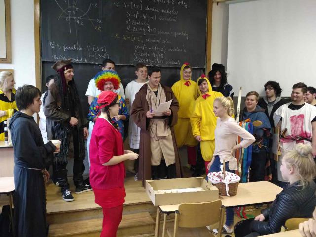 POSLEDNÍ ZVONĚNÍ POSLEDNÍ ZVONĚNÍ
