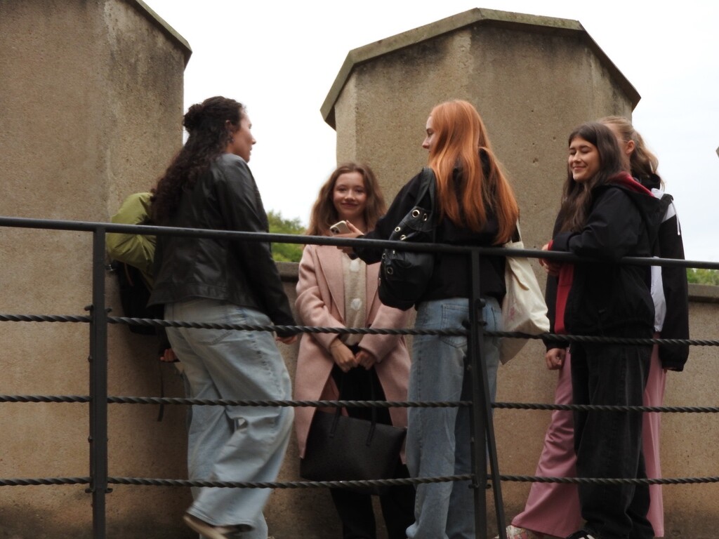 Z KARLŠTEJNA DO NIŽBORU Z KARLŠTEJNA DO NIŽBORU