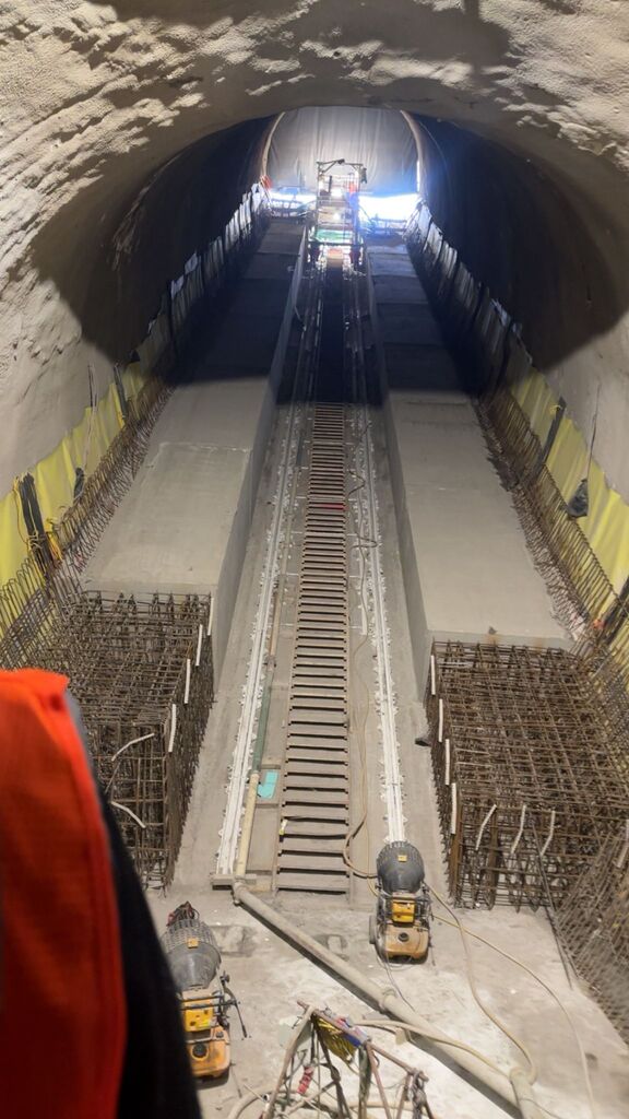 PRAHA, NEJEN HISTORICKÁ