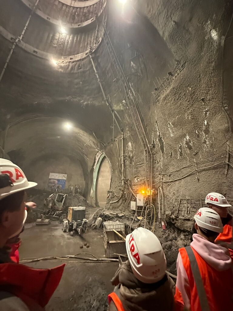 PRAHA, NEJEN HISTORICKÁ