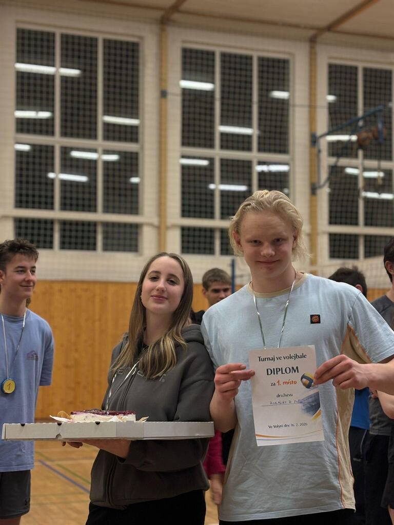 VOLEJBALOVÝ TURNAJ