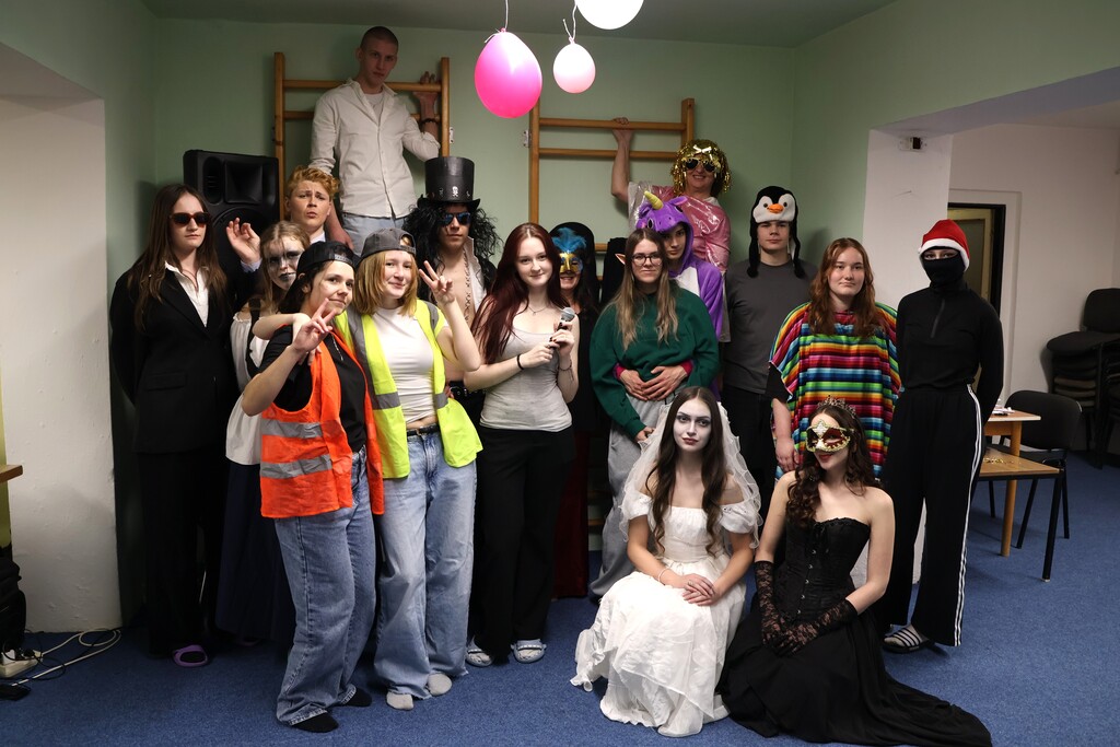 KARNEVALOVÉ VESELÍ