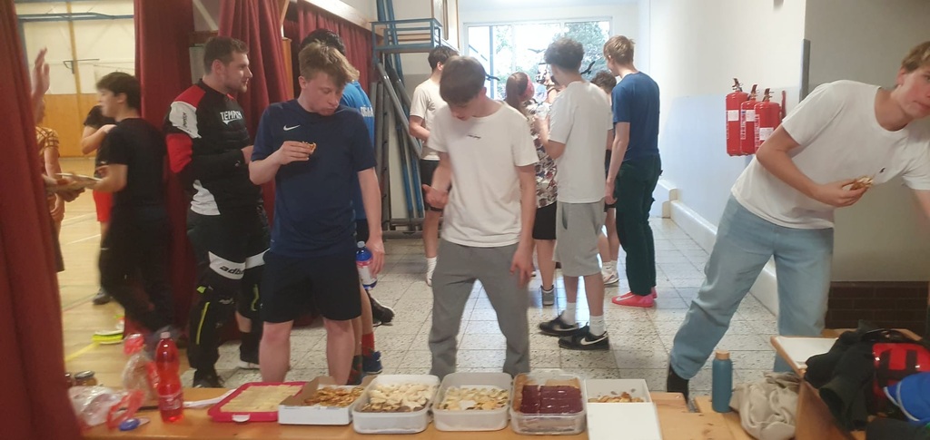 PUTOVNÍ POHÁR MÁ PRVNÍHO MAJITELE