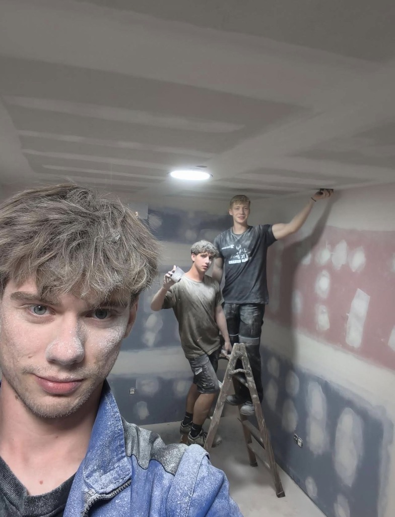 ŠPANĚLSKÉ OHLÉDNUTÍ