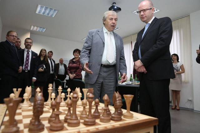 Premiérovy šachy podruhé Premiérovy šachy podruhé